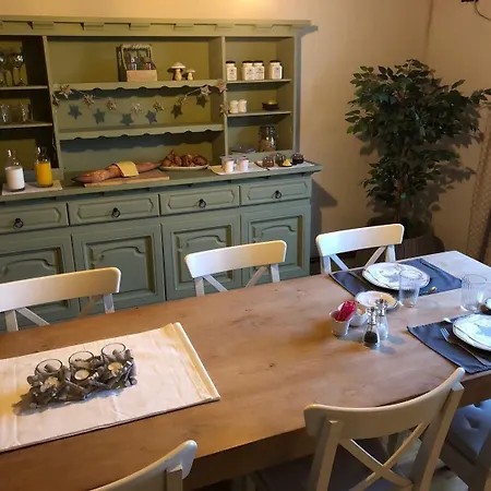 Couette-café Maison La Viste