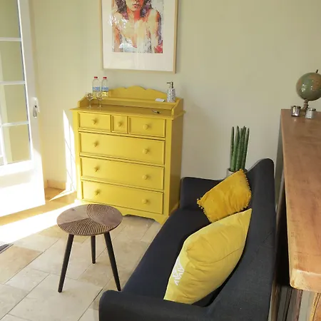 Couette-café Maison La Viste